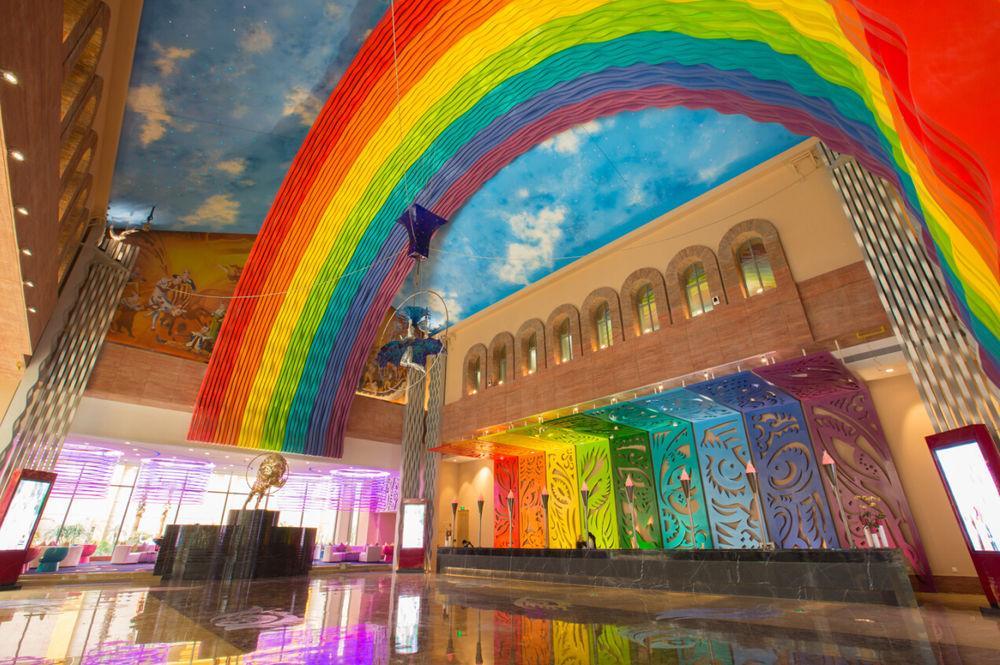 Chimelong Circus Hotel Джухай Екстериор снимка