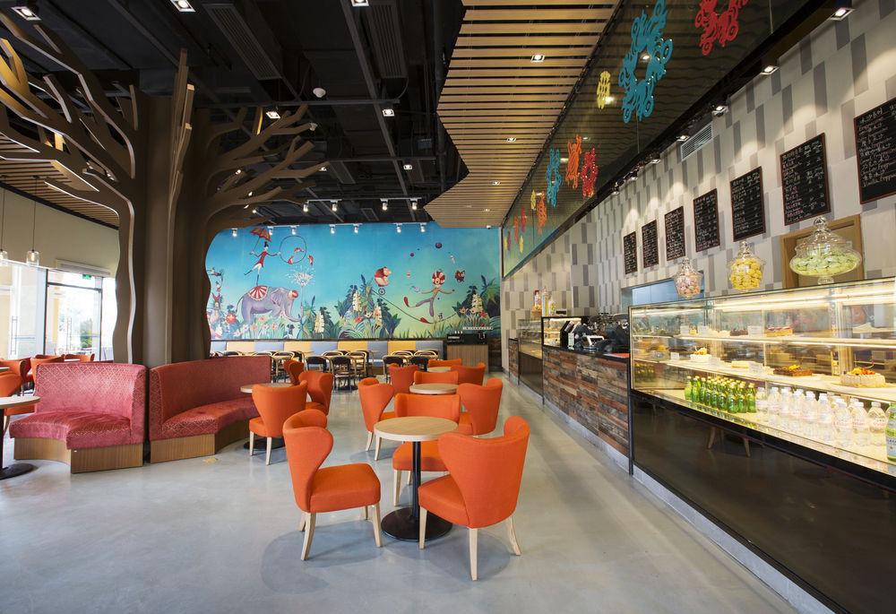Chimelong Circus Hotel Джухай Екстериор снимка