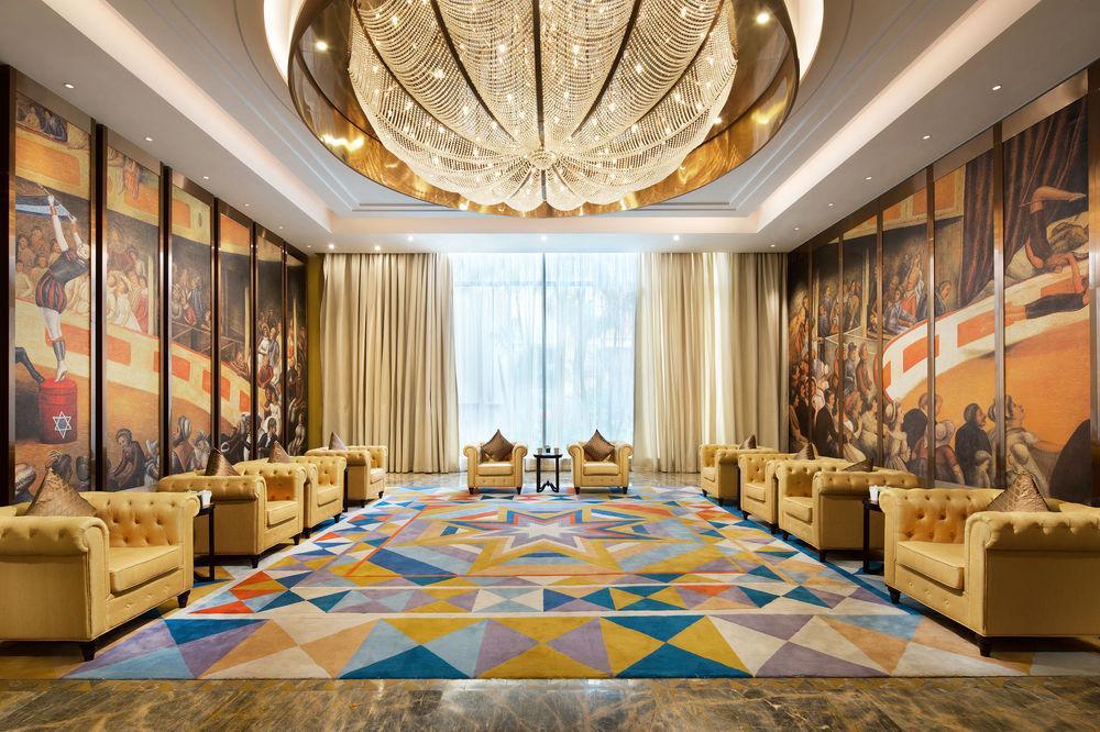 Chimelong Circus Hotel Джухай Екстериор снимка