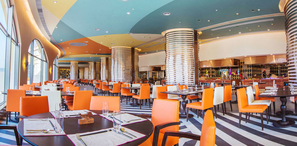 Chimelong Circus Hotel Джухай Екстериор снимка
