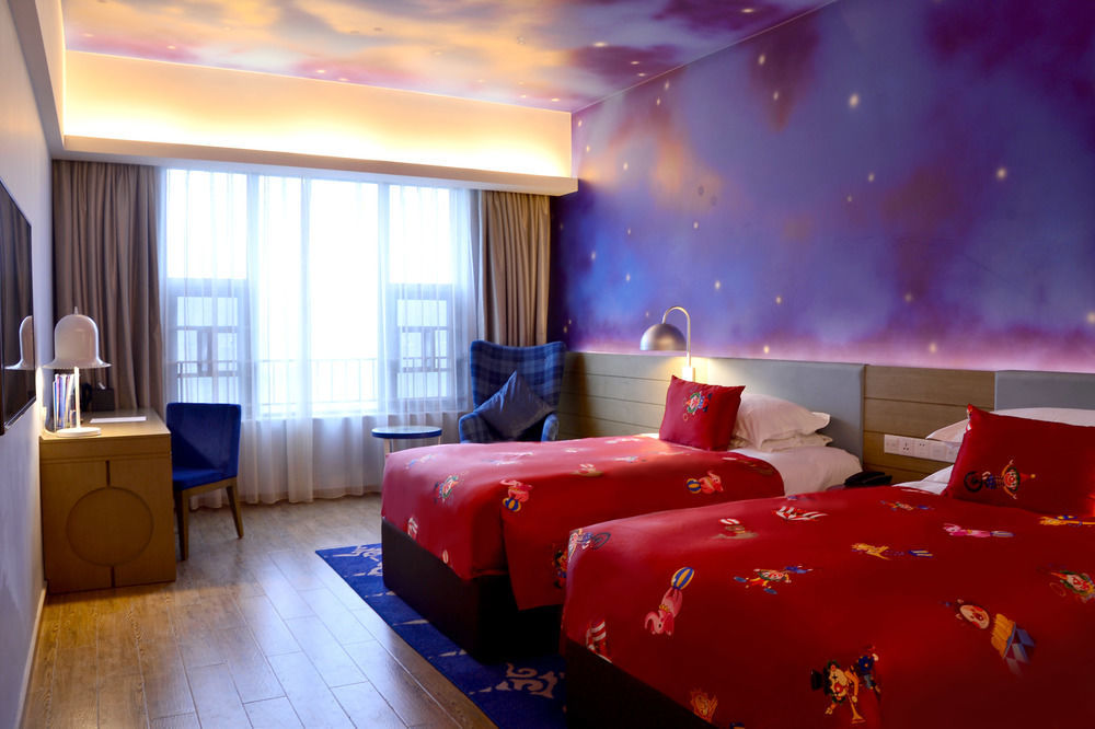Chimelong Circus Hotel Джухай Екстериор снимка